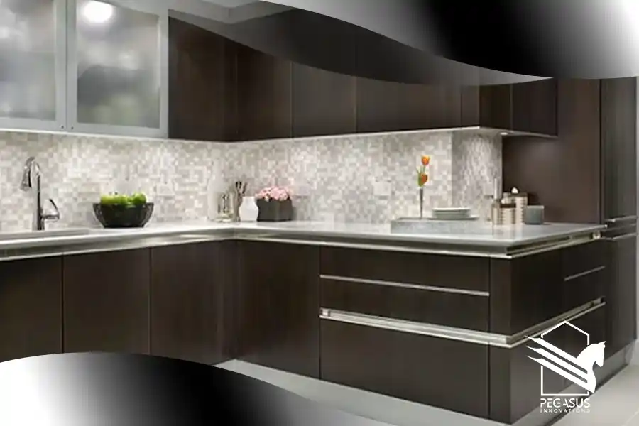 شكل مطبخ hpl اسود اللون