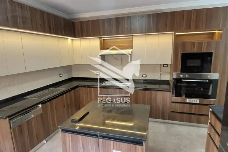 العوامل المؤثرة على سعر متر مطبخ UV