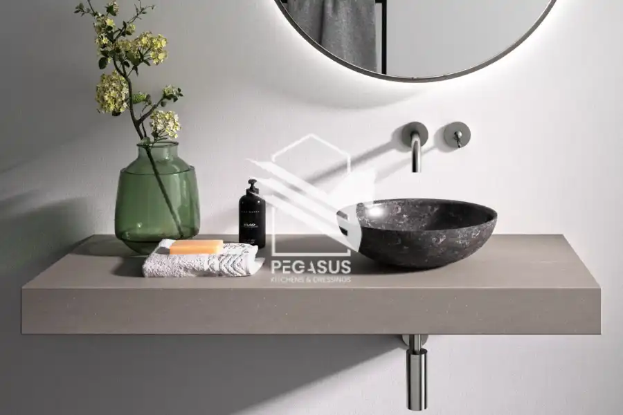 الكوريان ألوانه