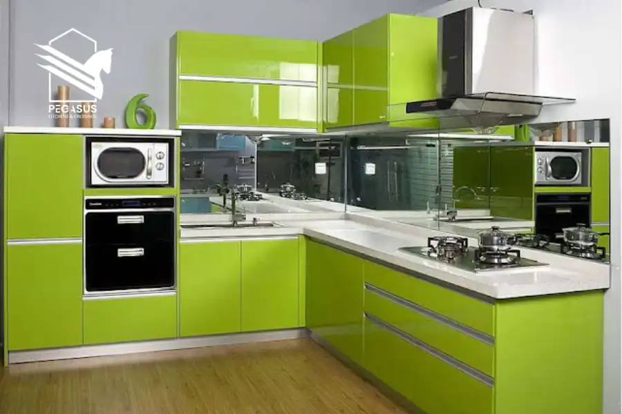 المطابخ بألوان جريئة