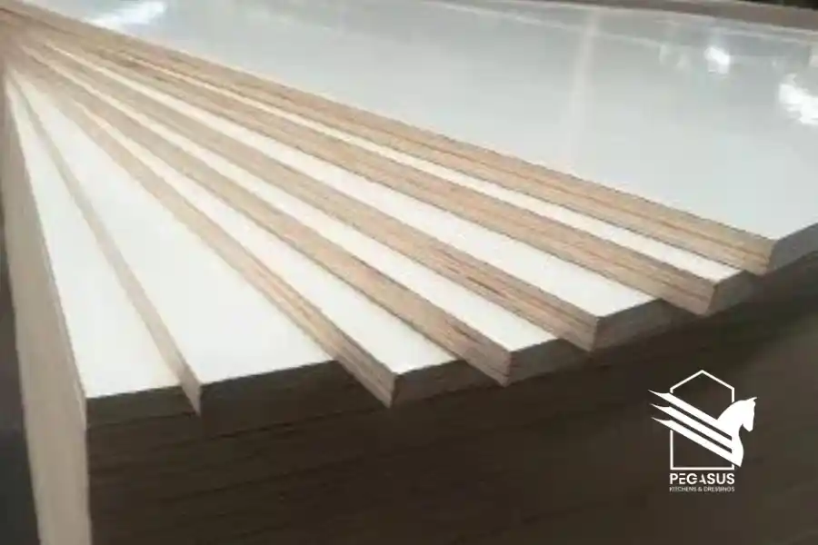 HPL مقاوم للرطوبة والماء